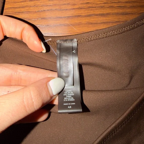 SKIMS Women's Tank Top in Mocha Brown Size 4X - Picture 3 of 5